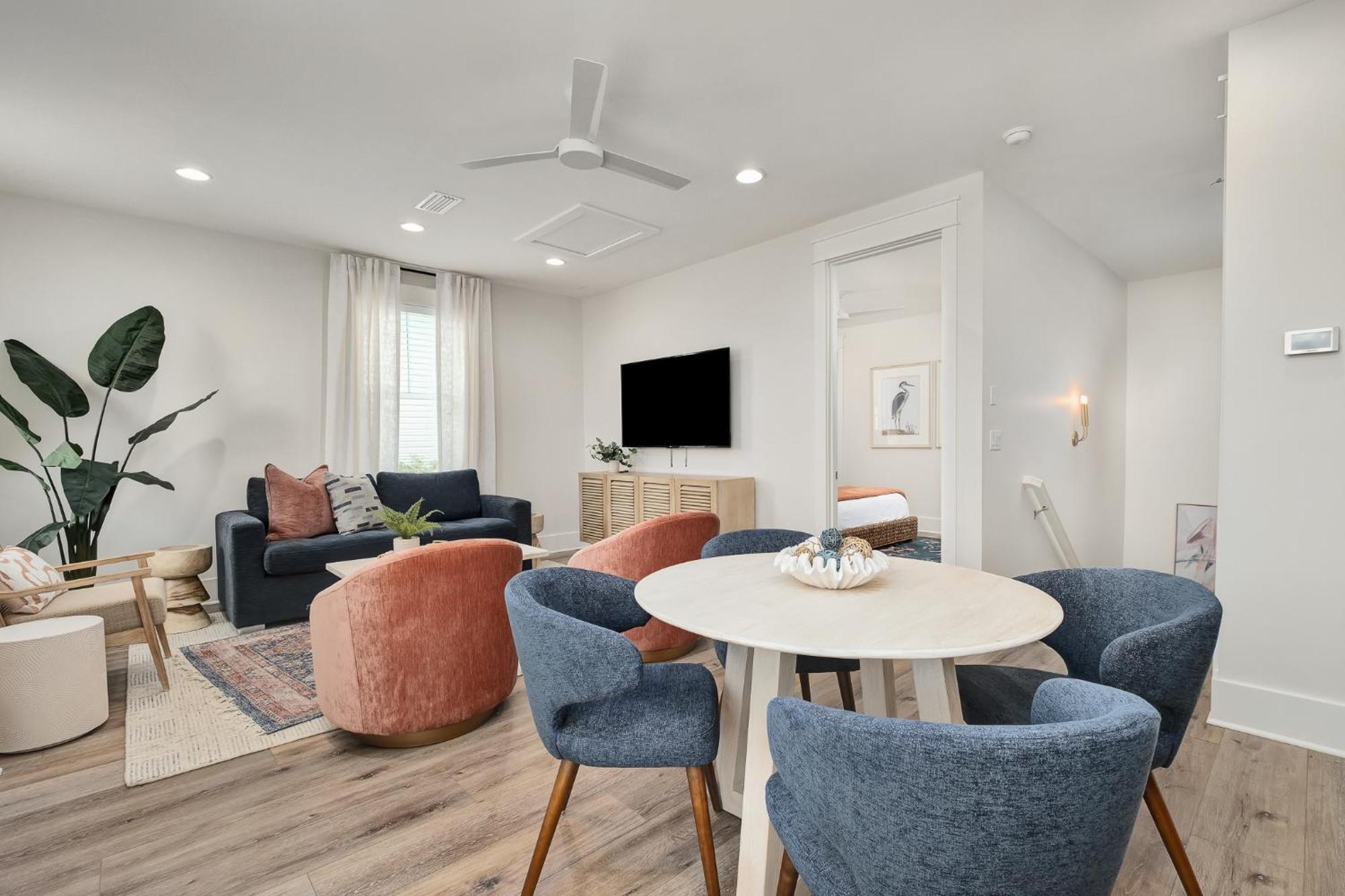 Shellabrate Good Times A Brand New Home For 2024 Only 3 Blocks To The Beach With Community Pool Санта Роса Бийч Екстериор снимка